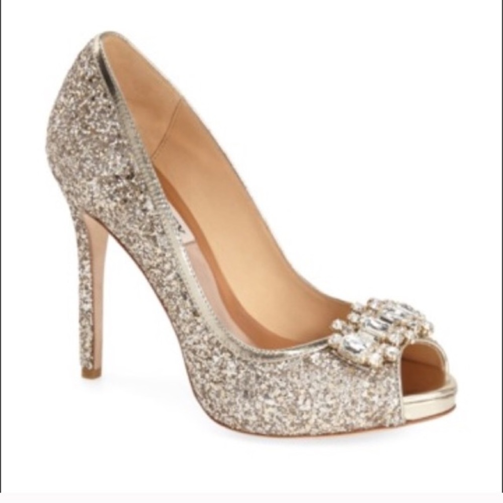 Badgley Mischka Alter II Pump